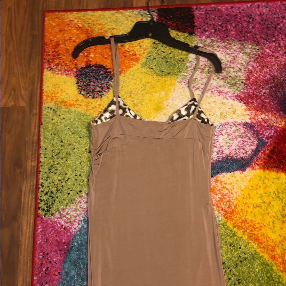 Dress - Picture 7 of 8